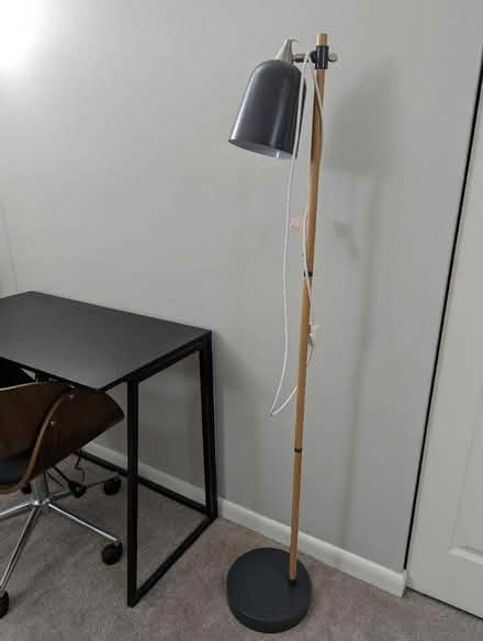Photo of free Broken Floor Lamp (22314) #1