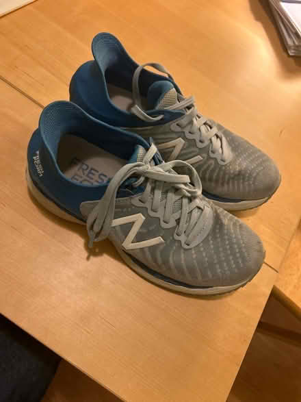 Photo of free New Balance ladies sneaks, size 6.5 (20009 Adams Morgan) #1