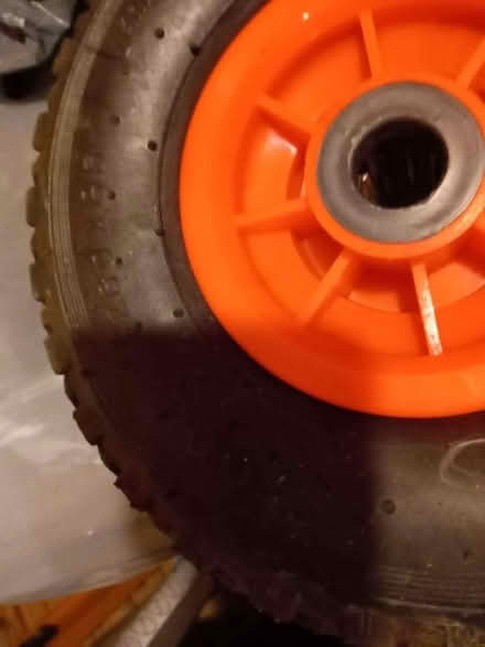Photo of free wheels (Shifnal TF11) #1