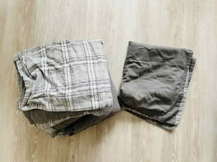 Photo of free Queen size duvet+pillow cover (Sherman Oaks) #1
