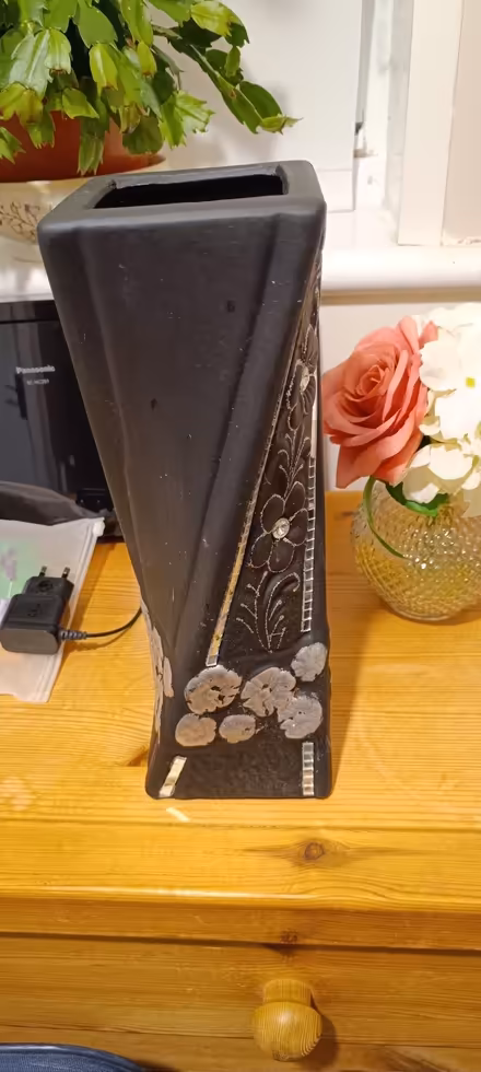 Photo of free Vase (Hillhouse ML3) #3