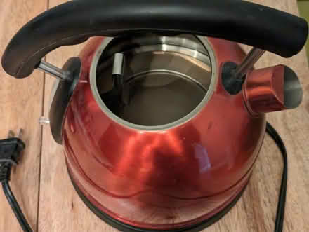 Photo of free Red electric kettle (Kensington) #1