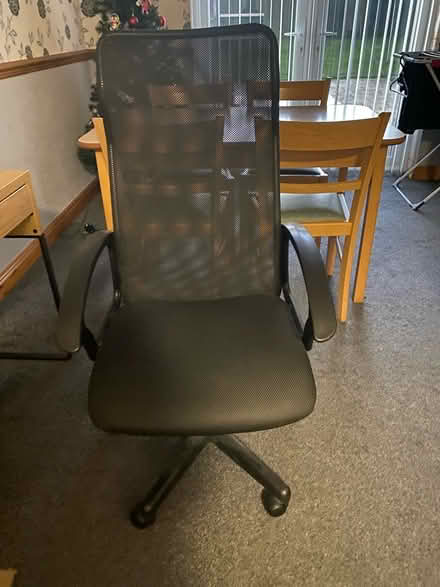 Photo of free Desk chair (NG5) #1