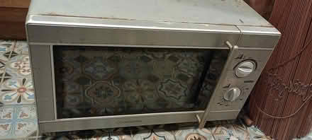 Photo of free Microwave (Letchworth near Morrisons) #3