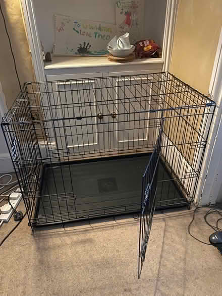 Photo of free Dog cage and bed (SW10) #1