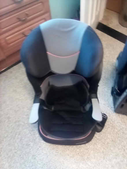 Photo of free Child car seat (S17) #1