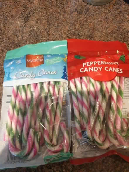 Photo of free 2 packs of peppermint candy canes (Hitchin SG4) #1