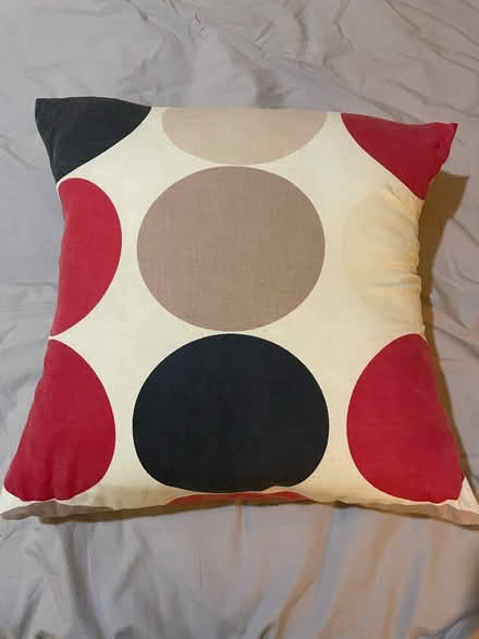 Photo of free Cushion (ashford) #1