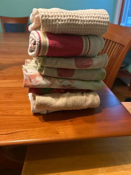 Photo of free 7 dish towels (20009 Adams Morgan) #1