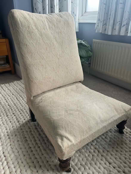 Photo of free Antique chair (EX1) #1