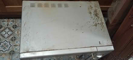 Photo of free Microwave (Letchworth near Morrisons) #2