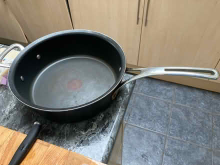 Photo of free Sauté pan (Hereford HR4) #1