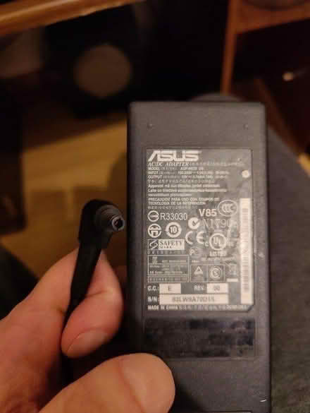 Photo of Laptop charger (CB4) #1