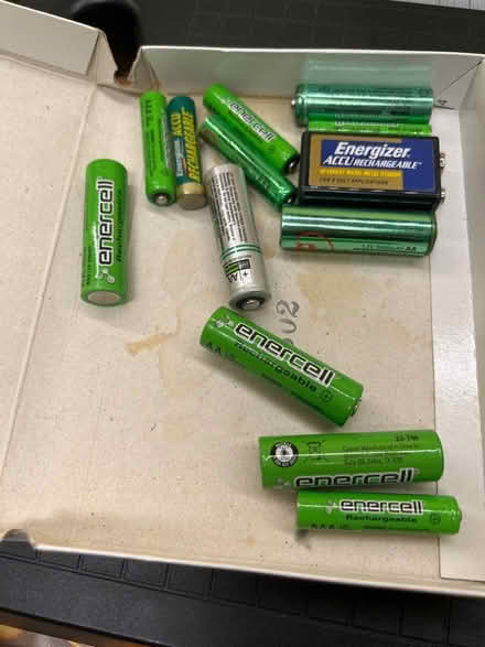 Photo of free Battery charger, batteries (20009 Adams Morgan) #3