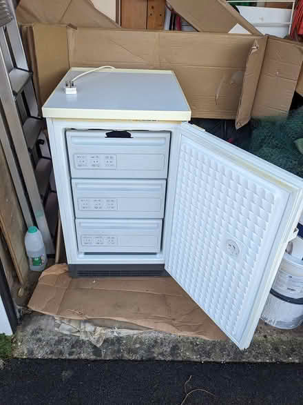 Photo of free Bosch freezer (Ashbourne DE6) #1