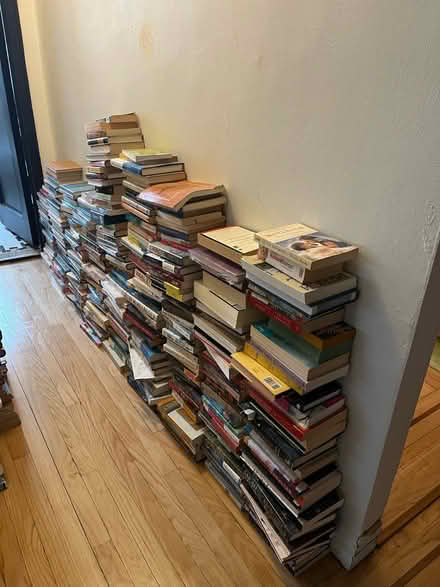 Photo of free Several hundred paperback books (Bronx - 10471) #1