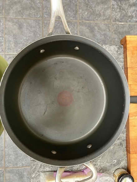 Photo of free Sauté pan (Hereford HR4) #2