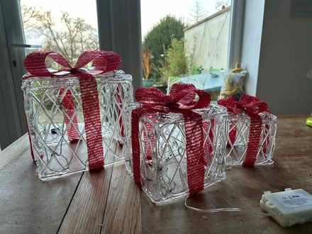 Photo of free Present Christmas Lights (Royston, by the station (SG8)) #3