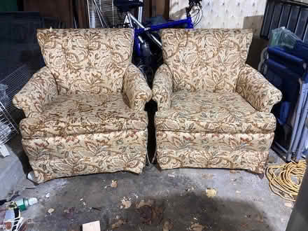 Photo of free Overstuffed Arm Chairs (2) (Northbrook 60062) #4