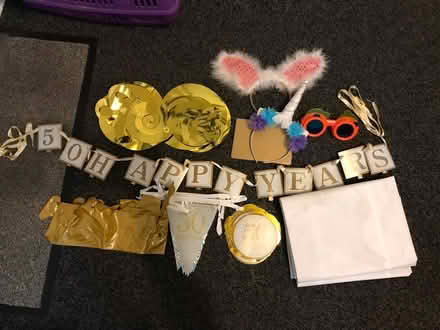 Photo of free Decorations (Carshalton SM5) #1