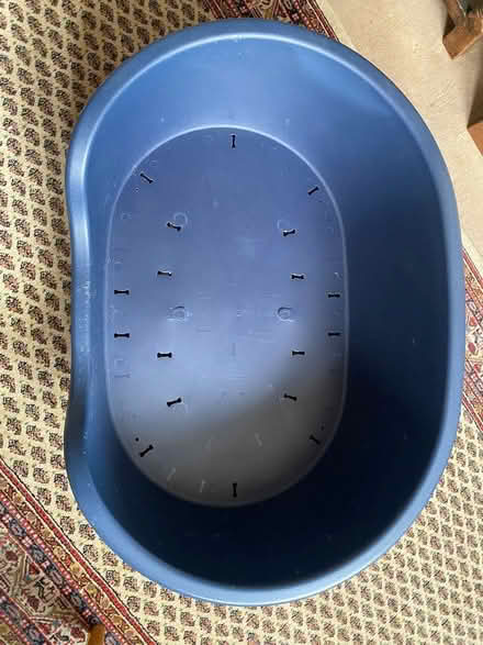 Photo of free Dog cage and bed (SW10) #3