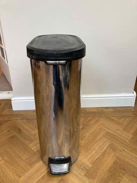 Photo of free Large pedal bin (Caversham Heights RG4) #3