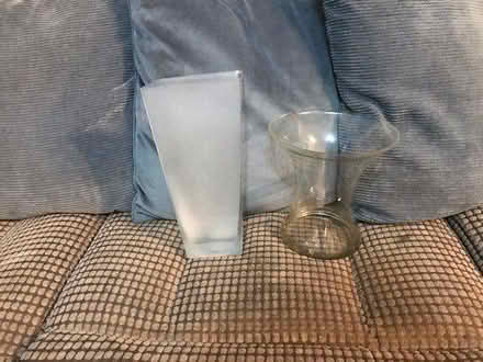 Photo of free 2 Vases (Carshalton SM5) #1