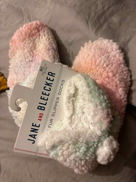 Photo of free Slippers M/L (SE18 Plumsted) #1