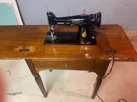 Photo of free Singer Sewing Machine (Whitehouse Station) #2