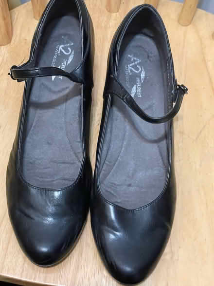 Photo of free Size 12M (West 155th Street) #1