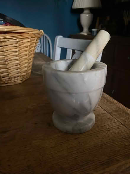 Photo of free Marble pestle and mortar (East Challow OX12) #1