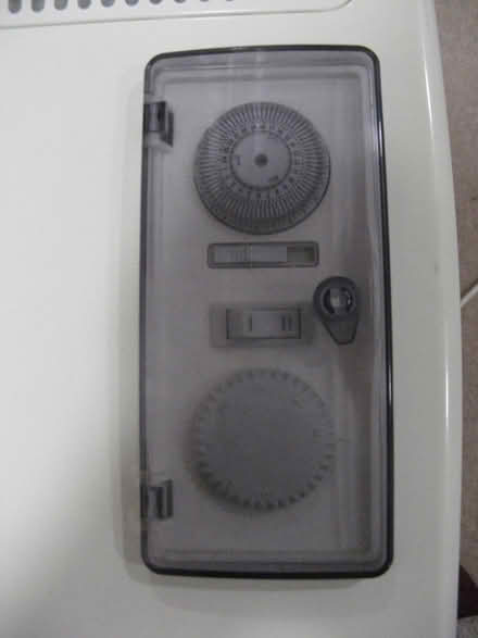 Photo of free Wall mounted Glen electric convection heater (Verwood BH31) #1