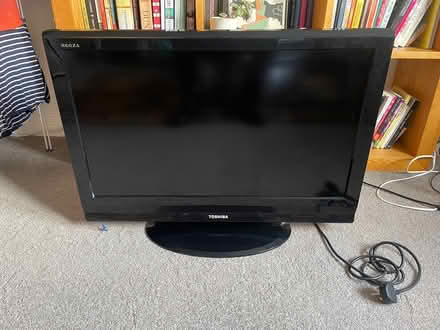 Photo of free 28” TV, no remote (Bedminster) #1