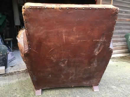 Photo of free Old leather chair in need of renovation (Huntington HR5) #2