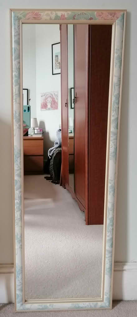 Photo of free Mirror (Dorchester) #1