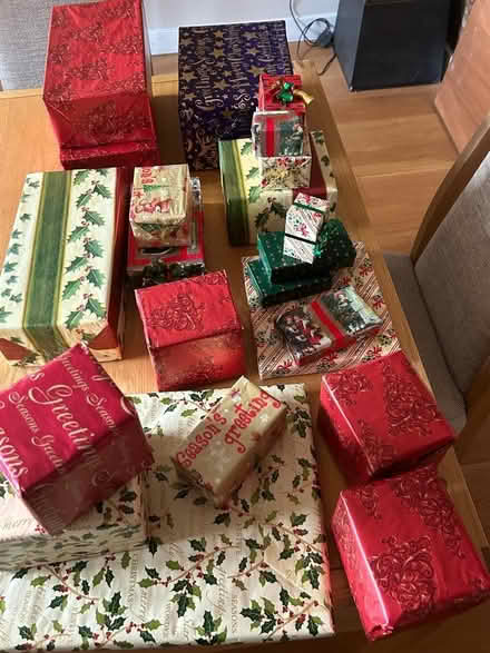Photo of free Pretend Christmas Presents (Hellingly BN27) #1