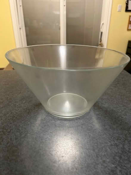 Photo of free Large glass bowl (South Fallingbrook) #1