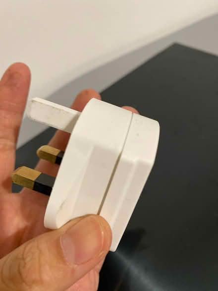 Photo of free adaptor (Beeston NG9) #1
