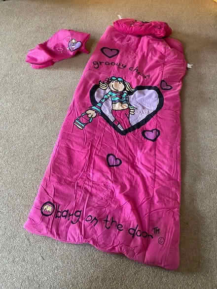 Photo of free Groovy chick sleeping bag (Poulner, Ringwood) #1