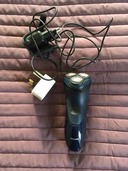 Photo of free Philips electric shaver (Barrow nr Whalley BB7) #1