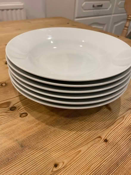 Photo of free White bowls (Potters Bar EN6) #1