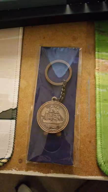Photo of free Oman keychain (metal) (NW11) #1