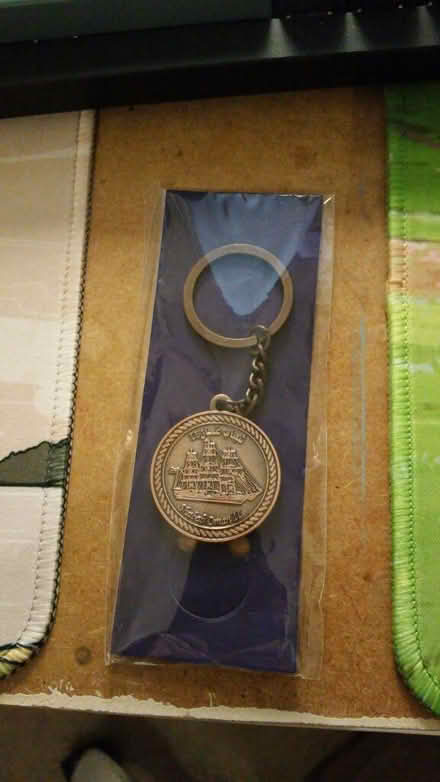 Photo of free Oman keychain (metal) (NW11) #1