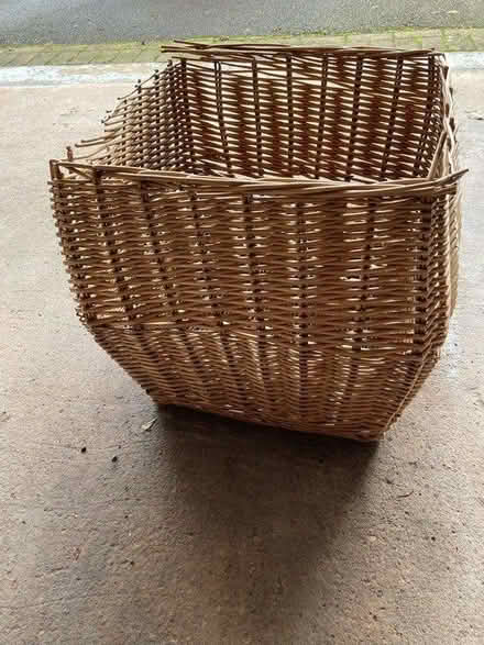 Photo of free Wicker basket (Solihull, B90 4) #2