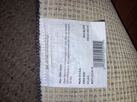 Photo of free 5 x 8‘ clean area rug (Riverside Connecticut exit 5) #2