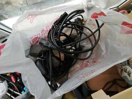 Photo of free power cables (Meole Brace SY3) #1