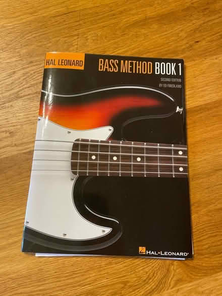 Photo of free Bass guitar book (Halifax HX2) #1