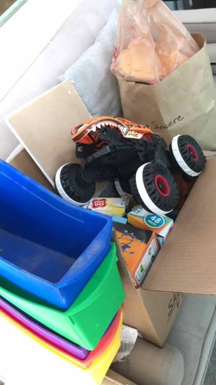Photo of free Toys (Lousiana and Zuni) #1