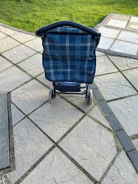 Photo of free Stroller (Hitchin Ninesprings area) #3