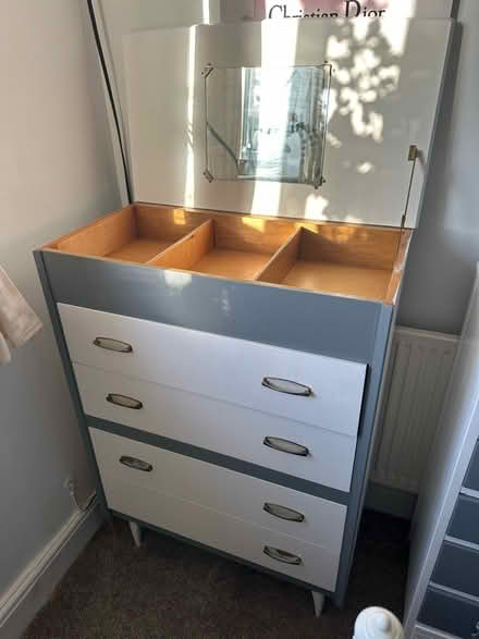 Photo of free Chest of drawers (LE67) #1